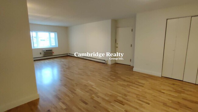 Building Photo - 278 Beacon St