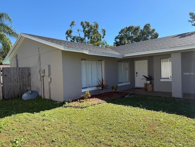 Building Photo - 11331 Cardiff Dr
