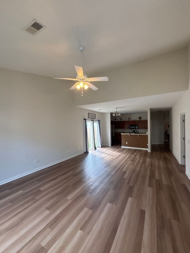 Building Photo - 657 Cornerstone Cir
