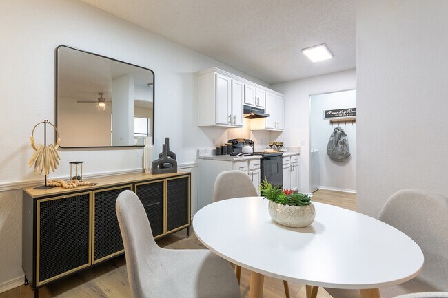 Foto del edificio - ReNew Otter Creek