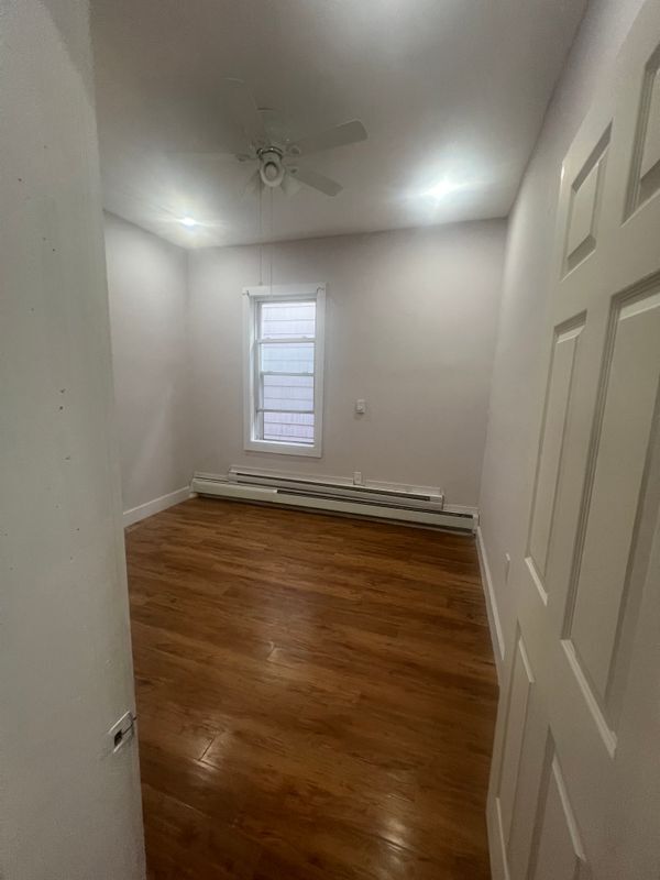 Building Photo - 2069 Crotona Ave