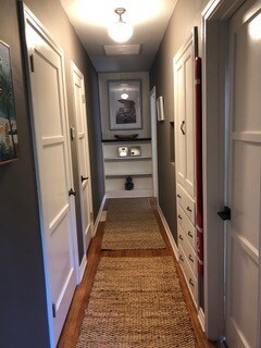 Hallway. - 1731 E Marshall Pl