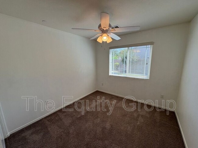 Foto del edificio - 2302 Cape Canyon Ave