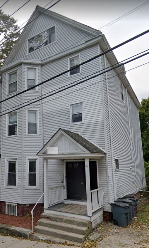 Primary Photo - 87 Sheridan St