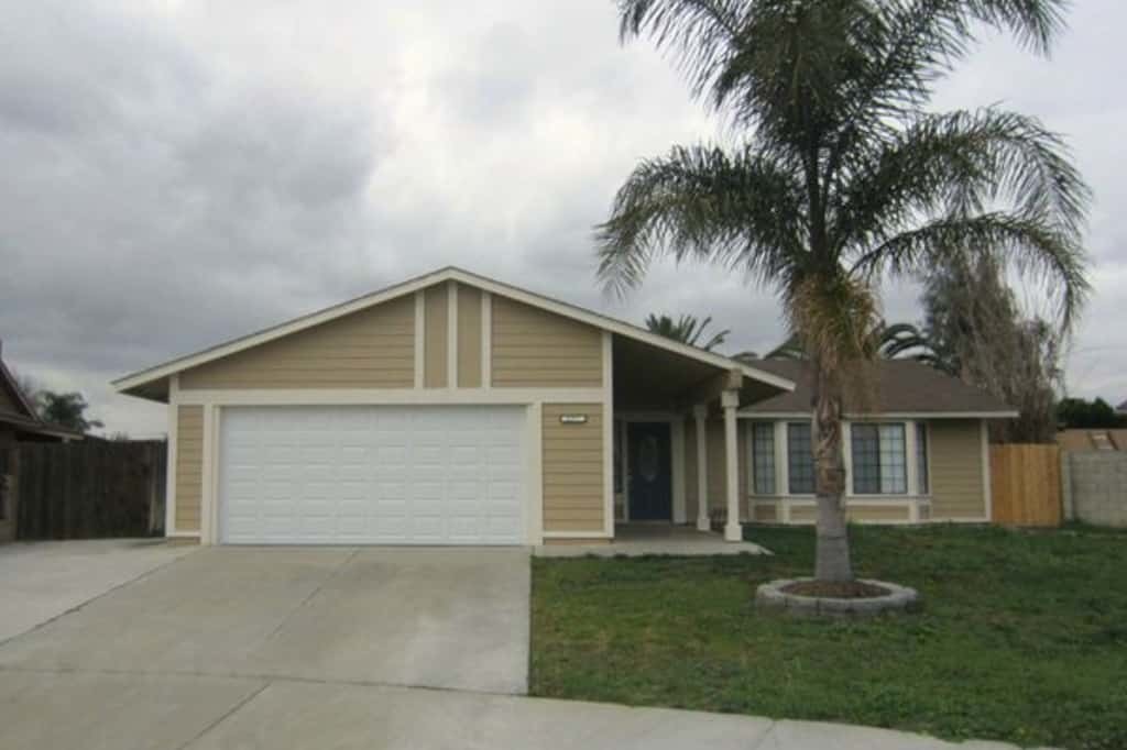 Primary Photo - 2377 Dunlop Ct
