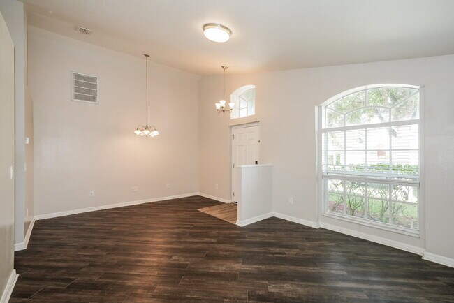 Foto del edificio - 6410 Buckhead Ct