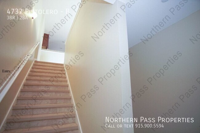 Building Photo - 3 Bdr duplex near Montecillo!