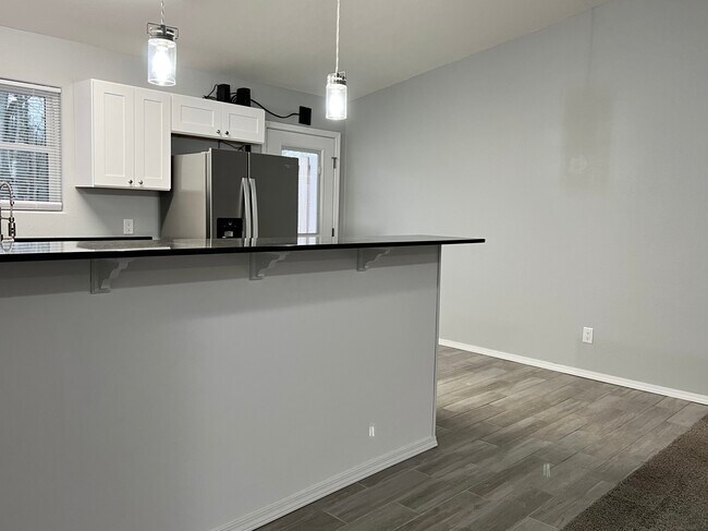 Kitchen - 224 White Eagle Trl
