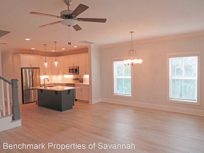 Building Photo - 3 br, 3.5 bath House - 605 Miller Ave