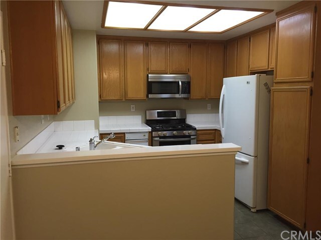 Building Photo - 118 Amber Oaks Ln