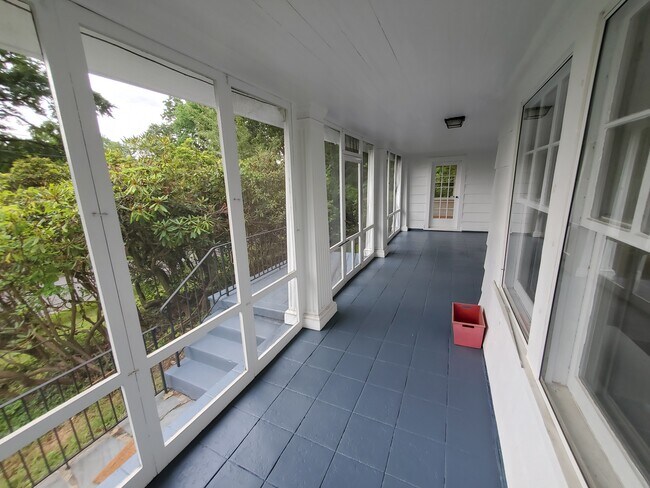 Screened Porch - 376 Highland Ave