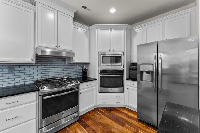 Foto del edificio - Newly built and beautiful property located...