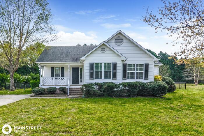 Primary Photo - 312 Grants Way, Four Oaks, NC 27524