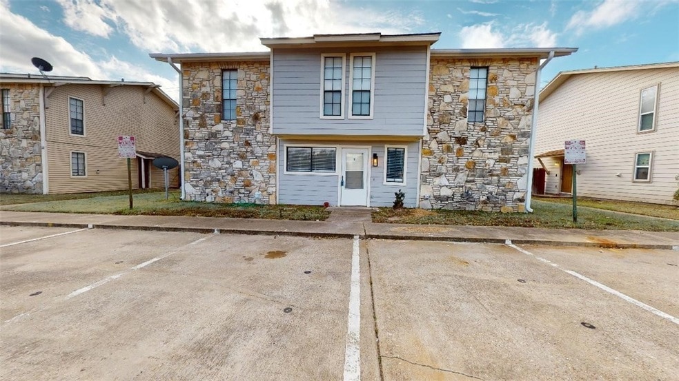 Foto principal - 1106 Welsh Ave