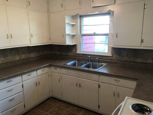 Foto del edificio - 720 13th Ave SE