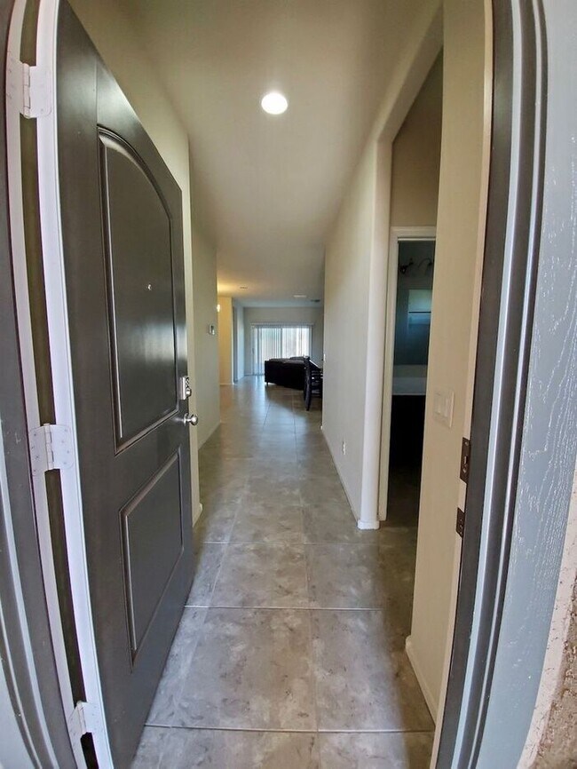 Foto del edificio - 37612 W Amalfi Ave