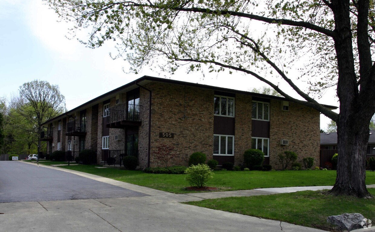 505 Kenilworth Ave, Glen Ellyn, IL 60137 Apartments in Glen Ellyn, IL