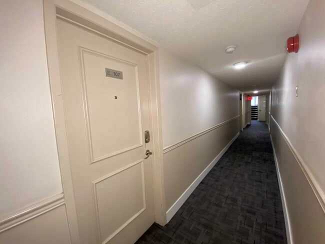 Building Photo - Oliver 4 Apartments