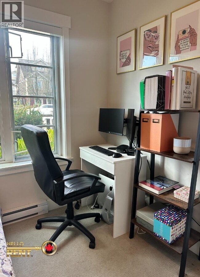 Photo du bâtiment - 4354 Knight St