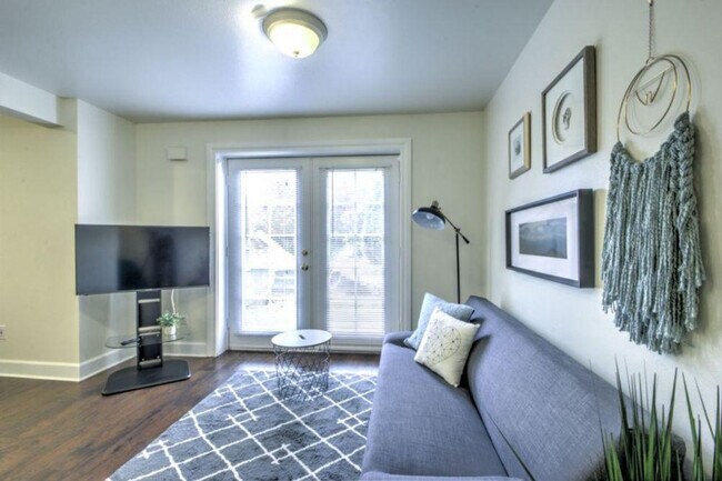 Foto del edificio - 1722-1714 14th Ave