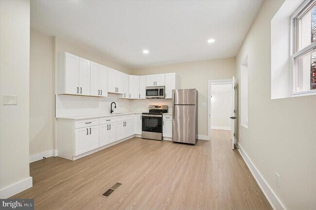 Foto del edificio - 5023 Keyser St