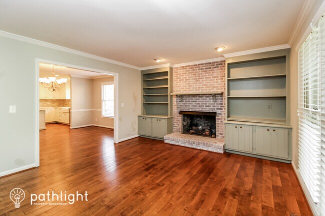 Building Photo - 3610 Cherry Hill Dr, Greensboro, NC, 27410