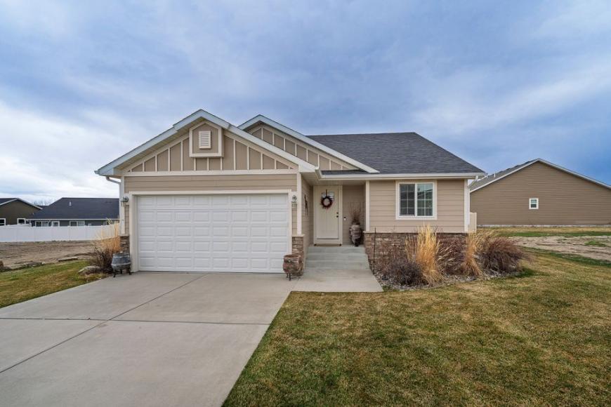 Foto principal - 5 bedroom in Laurel MT 59044