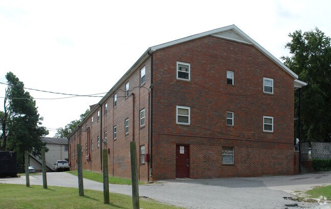 Foto del edificio - The Eight-Ten Apartments