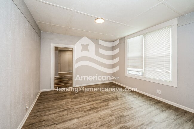 Building Photo - 6715 2nd Ave S