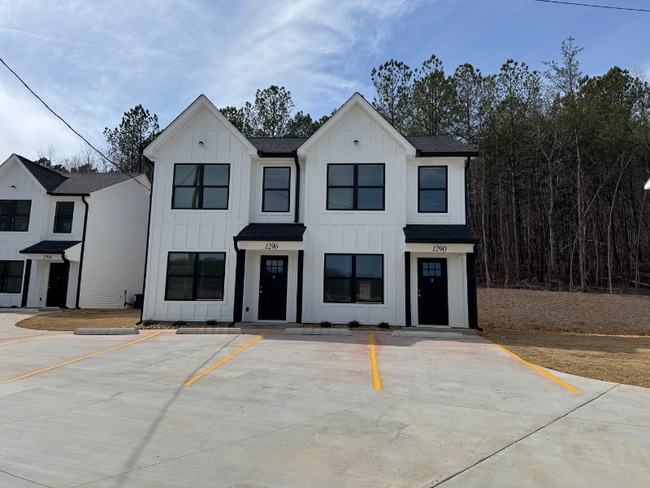 Building Photo - 1288 Tunnel Hill Varnell Rd