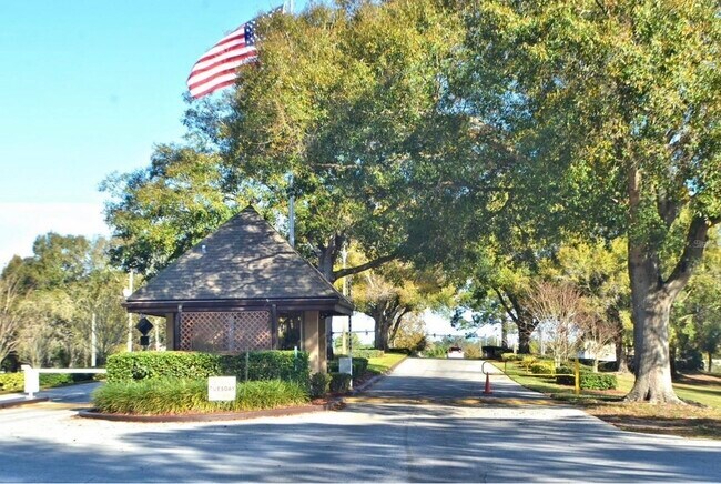 Foto del edificio - 901 Eagle Pond Dr