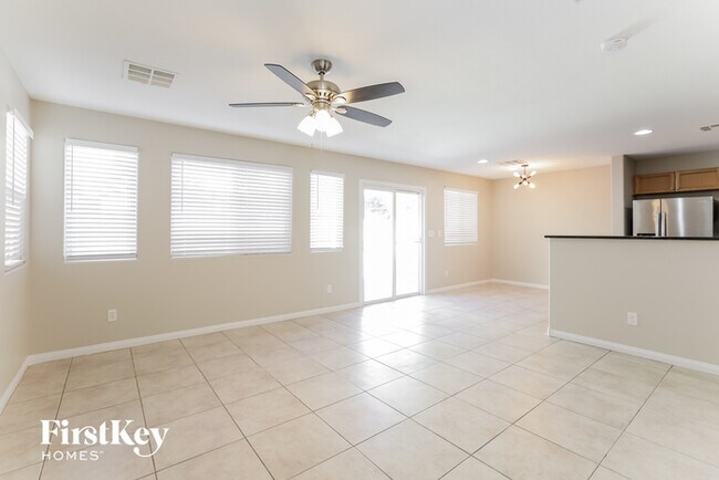 Building Photo - 6071 Devers Ct