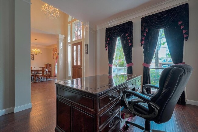 Foto del edificio - 4707 Gladesdale Park Ln