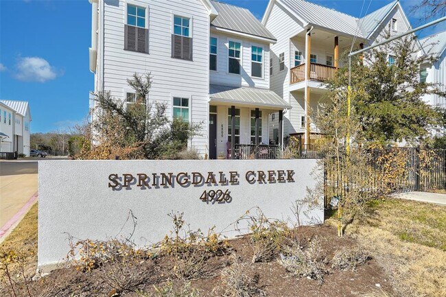 Building Photo - 4800 Springdale Rd