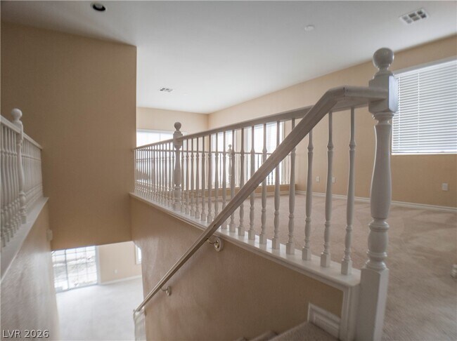 Foto del edificio - 6143 Carson Hills Ave