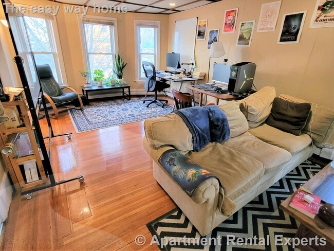 Photo - 95 Kidder Ave Apartment