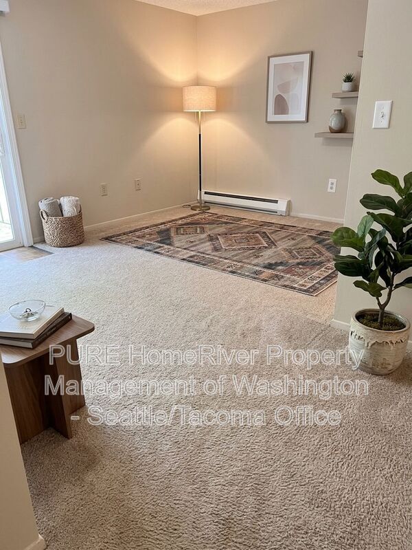 Building Photo - 11212 Bridgeport Way SW