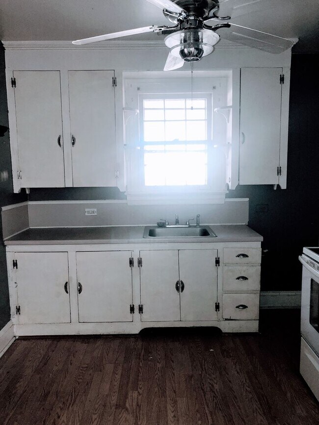 Foto del edificio - 3 Bedroom Home in Lynchburg