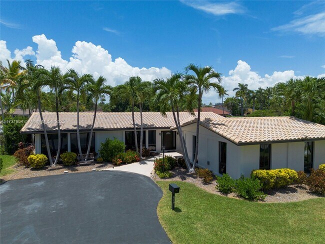 Foto del edificio - 636 Hibiscus Dr