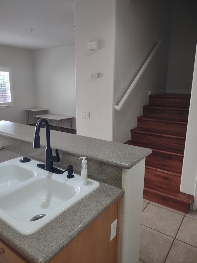 Building Photo - 26337 Arboretum Way