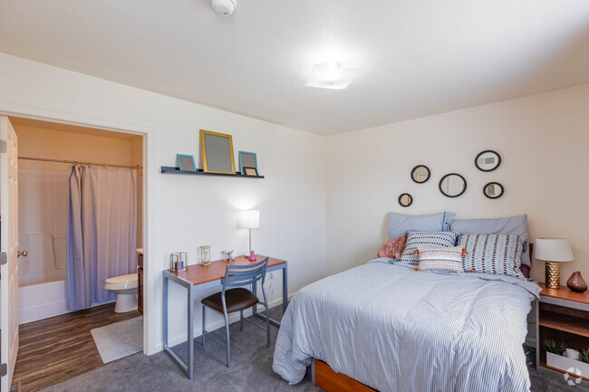 Interior Photo - The Heights at Slippery Rock