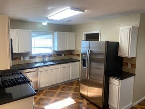 Building Photo - 4026 Clayton Bend Ct