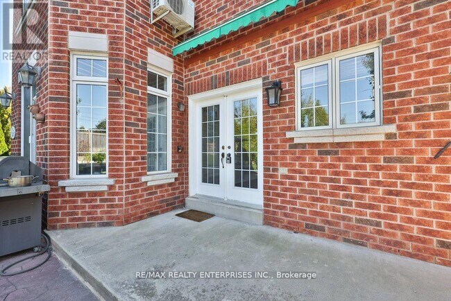 Photo du bâtiment - 37 Castlegate Blvd