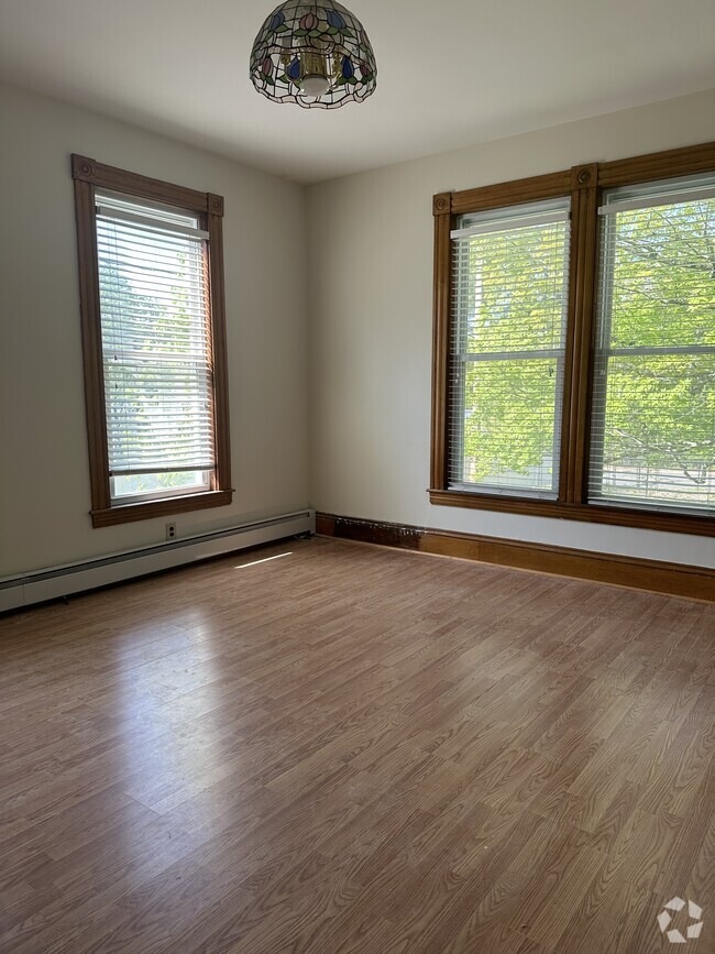 Student Apartments For Rent in Sterling, MA 3 Rentals