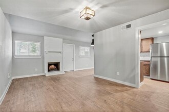 Building Photo - 2414 Burleson Ct