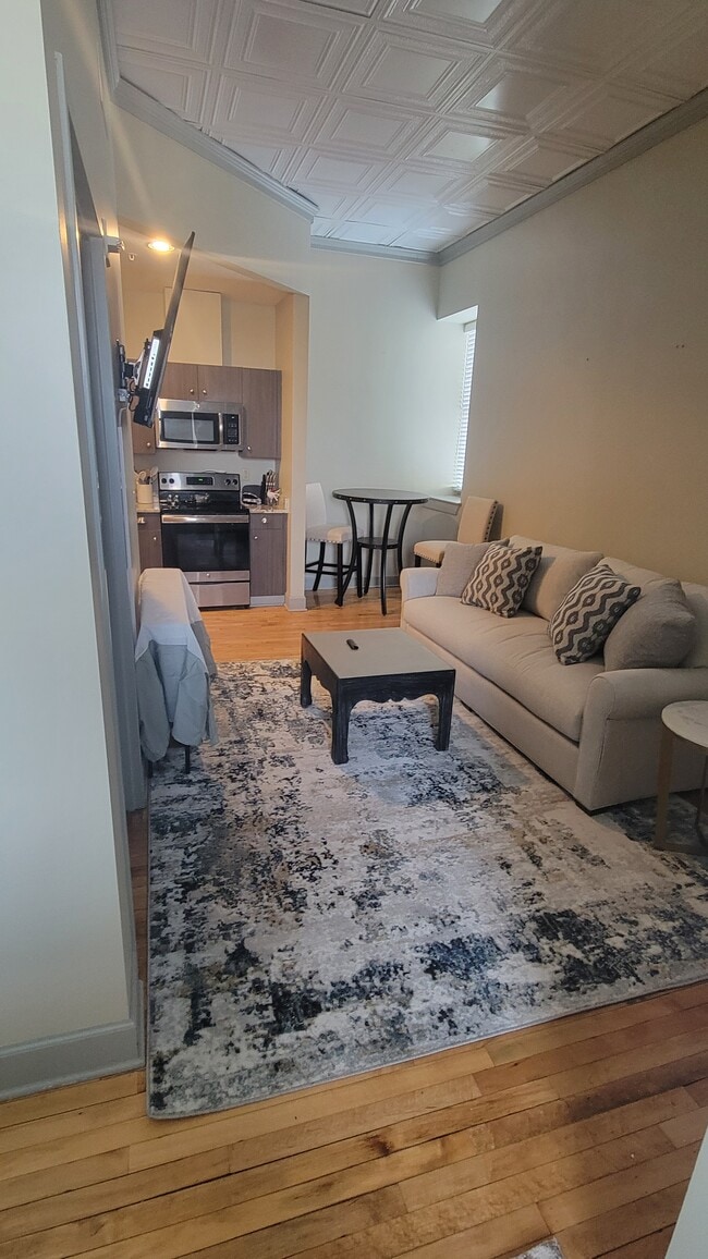 Foto del edificio - 125 N. Dargan Street, 2G