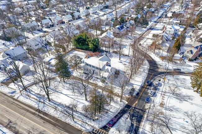 Building Photo - 1146 North Ave