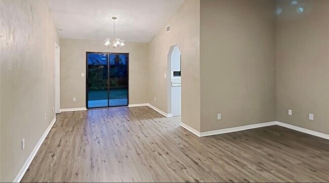 Foto del edificio - 5935 Clays Mill Dr