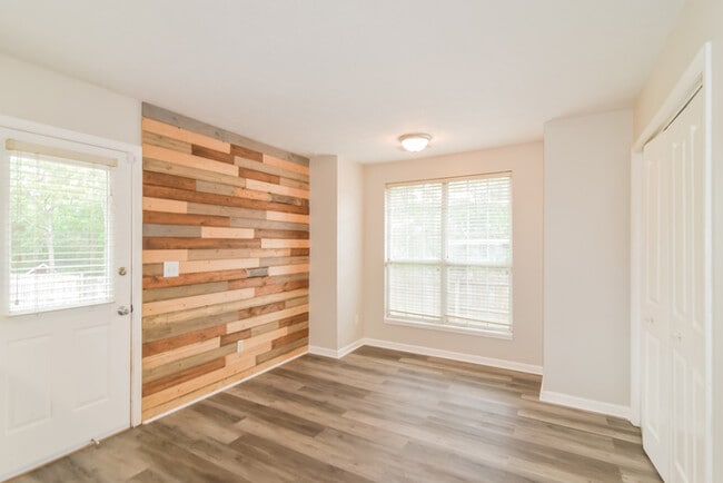 Building Photo - 212 Millridge Dr