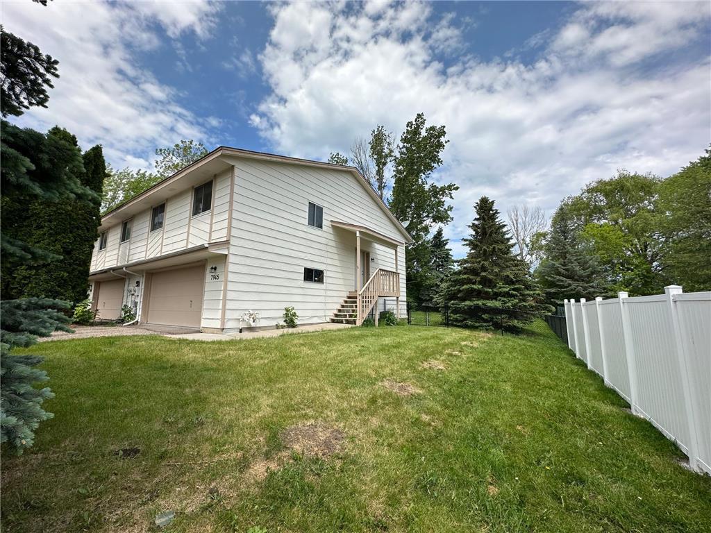 7945 Grinnell Ct W, Lakeville, MN 55044 Townhome Rentals in Lakeville